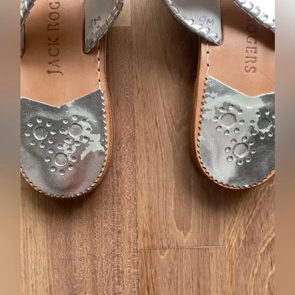 Jack Rogers Jacks Flat Sandal in Silver size 9 - Picture 2 of 4